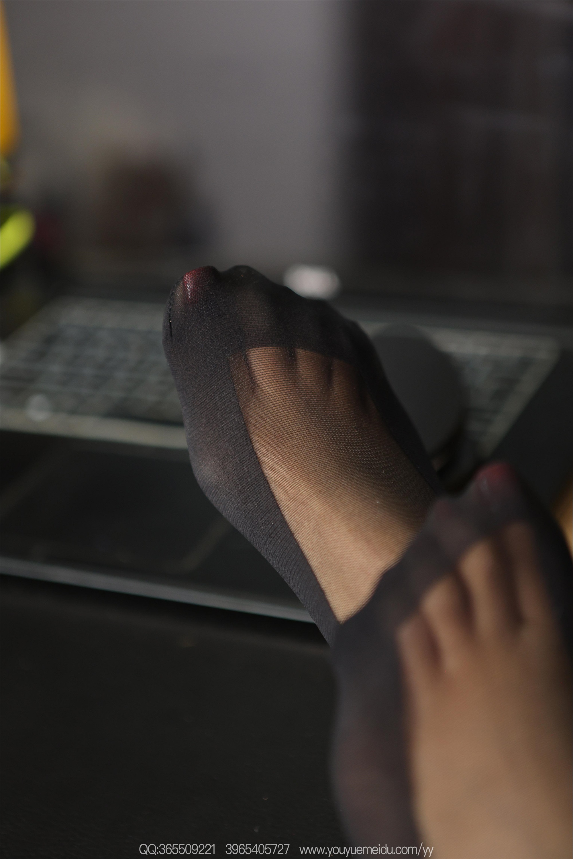 IESS异思趣向  2025.07.18 丝享家 2109 美子《西瓜袜子》